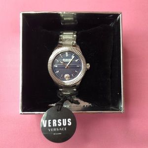NEW Versace Versus Silver VSPOJ2121